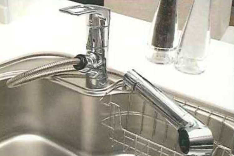 シティタワー西梅田のハンドスプレー式浄水器一体型混合水栓