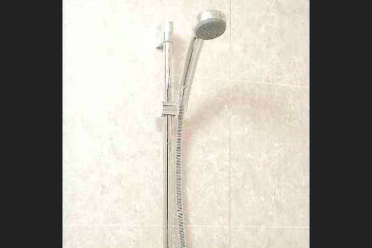 シティタワー西梅田のシャワーヘッド・スライドバー