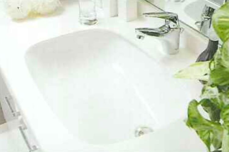 シティタワー西梅田の人造大理石カウンター